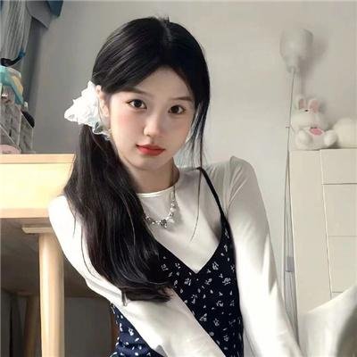 林中窥目封面